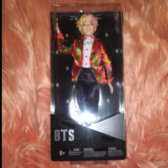 Official BTS V Doll - Picture 10 of 12
